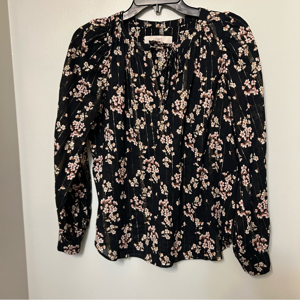 LOFT Long Sleeve Black Floral Gold Lightweight Blouse Top Women Size XS Tie Neck